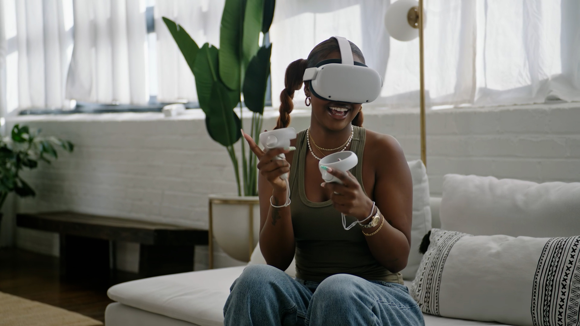 COMPLEX x JUSTINE SKYE